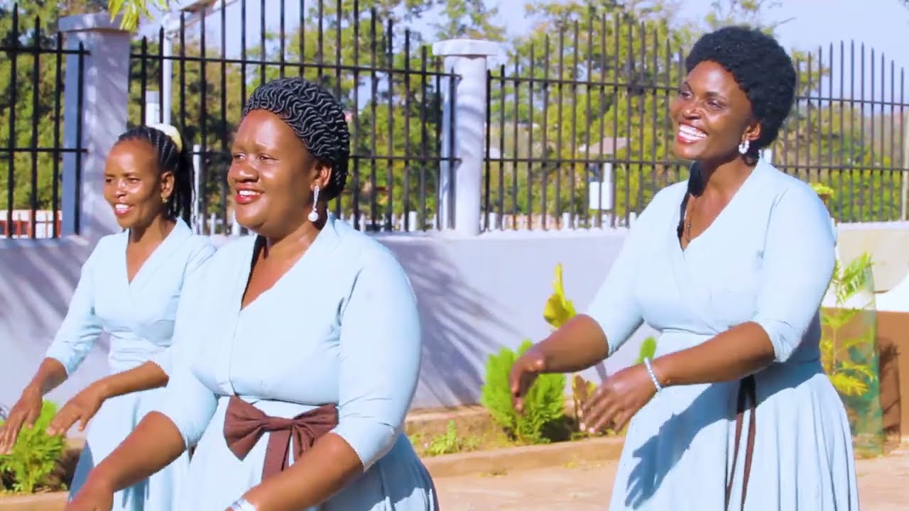 KANISA LINALOSAFIRI. Kwaya Ya Yesu Kristo Mfalme Katubuka (Full HD Video. )
