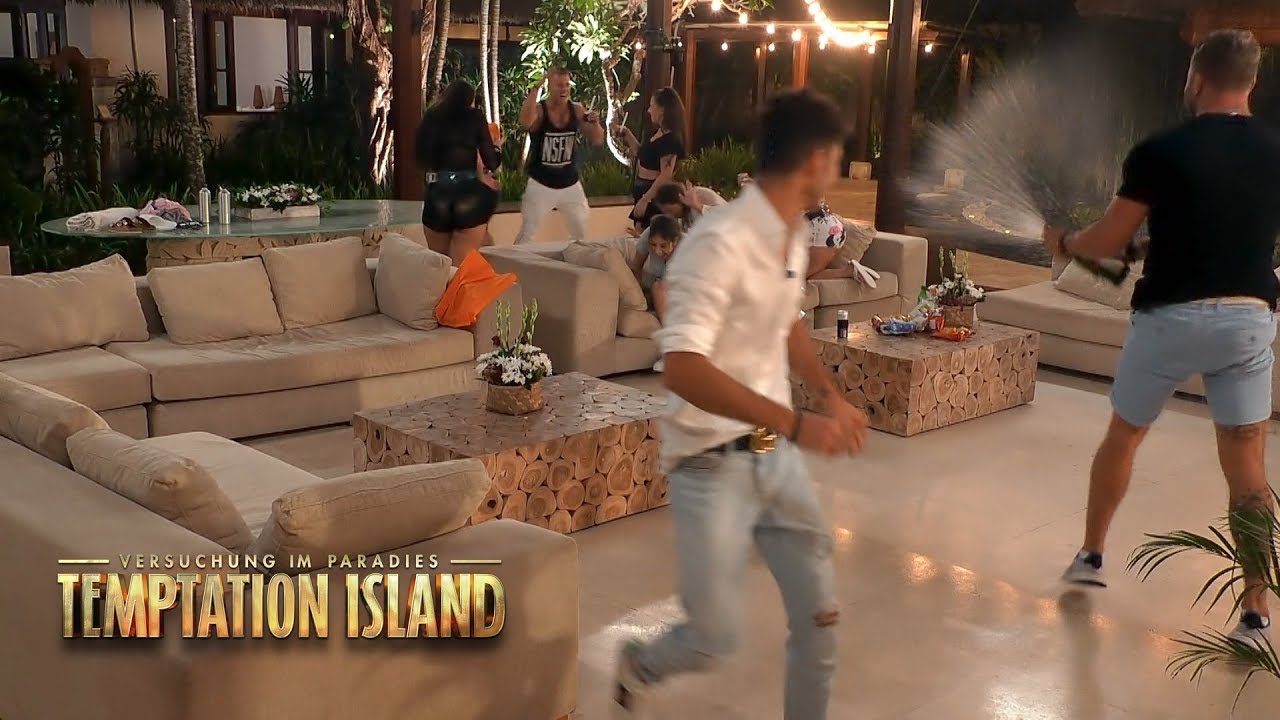 Nach dem Lagerfeuer geht die Party erst richtig los | Temptation Island - Folge 03