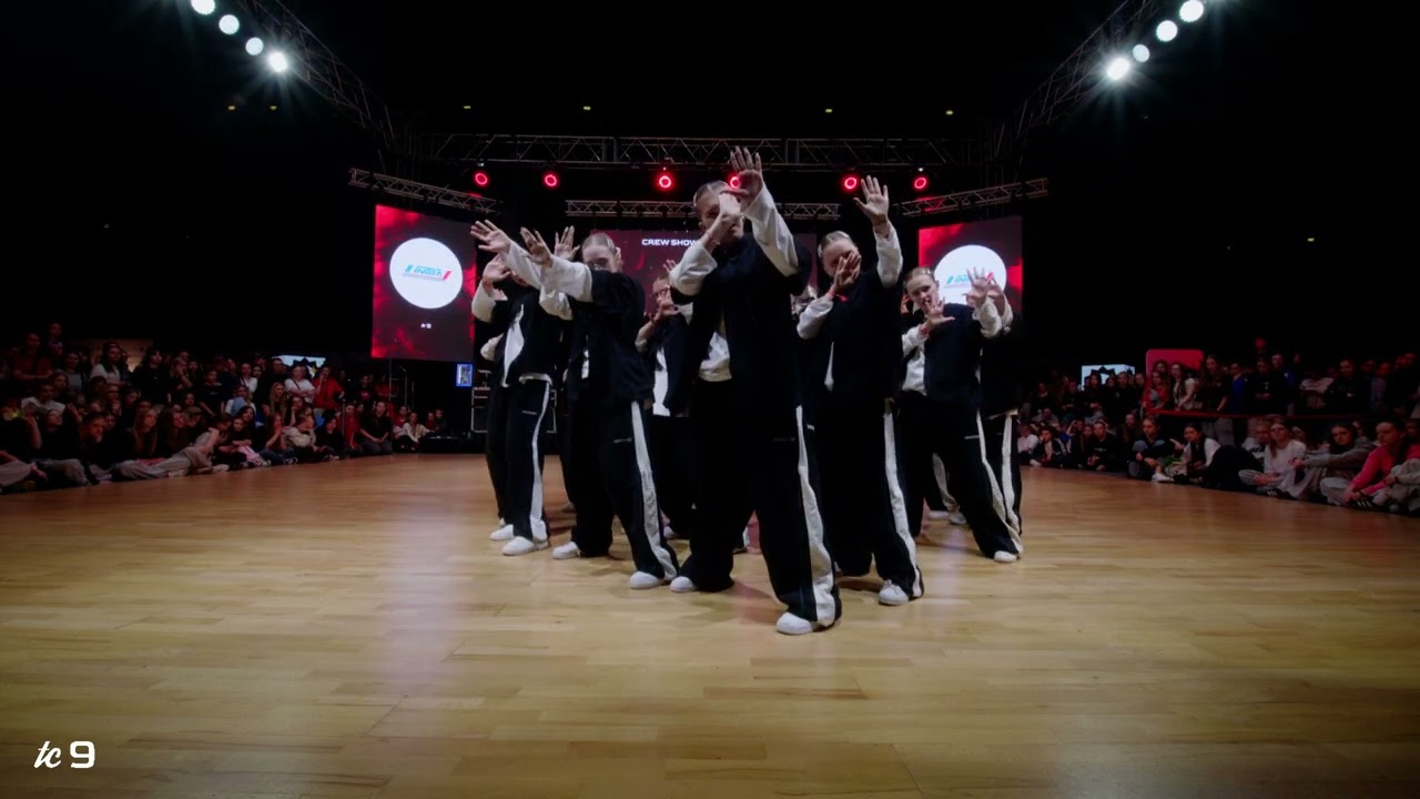 KLIK  // Finals - Crew Showcase 15-17 yo | Tancbuda Challenge 9
