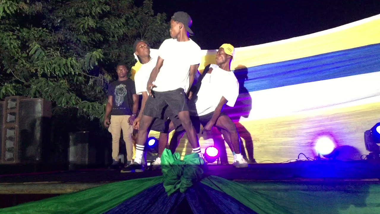 Best Performance From Hotboiz Dance Crew Last Night At Tuobodom Senior High School