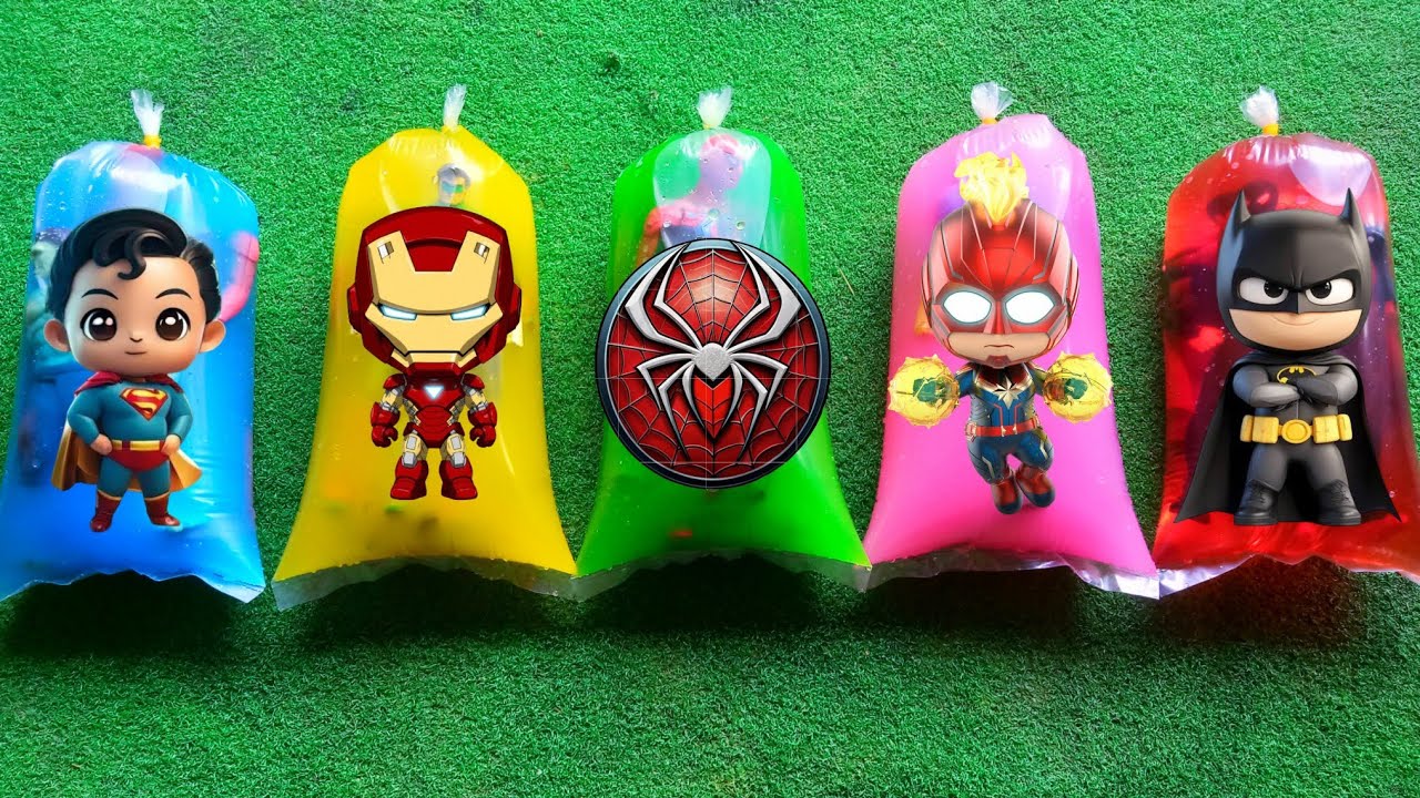 MARVEL AVENGERS: Spider-Man, Hulk, Ironman, Captain Amerika, Venom, Black panter, Batman, Superman