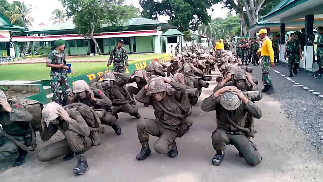 TRADISI MASUK BATALION
