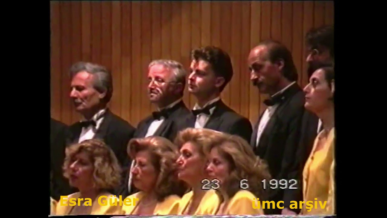 Esra Güler- Unutulmuş ne varsa sevgiden geri kalan ÜMC Uluslararası İstanbul Festivali AKM KONSERİ