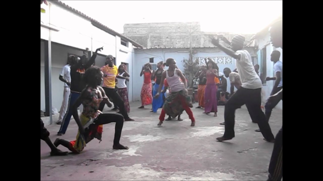 Les ballets de la Renaissance Africaine - WAATO SiiTA - sabar
