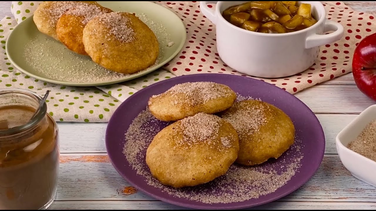 Cinnamon apple empanadas