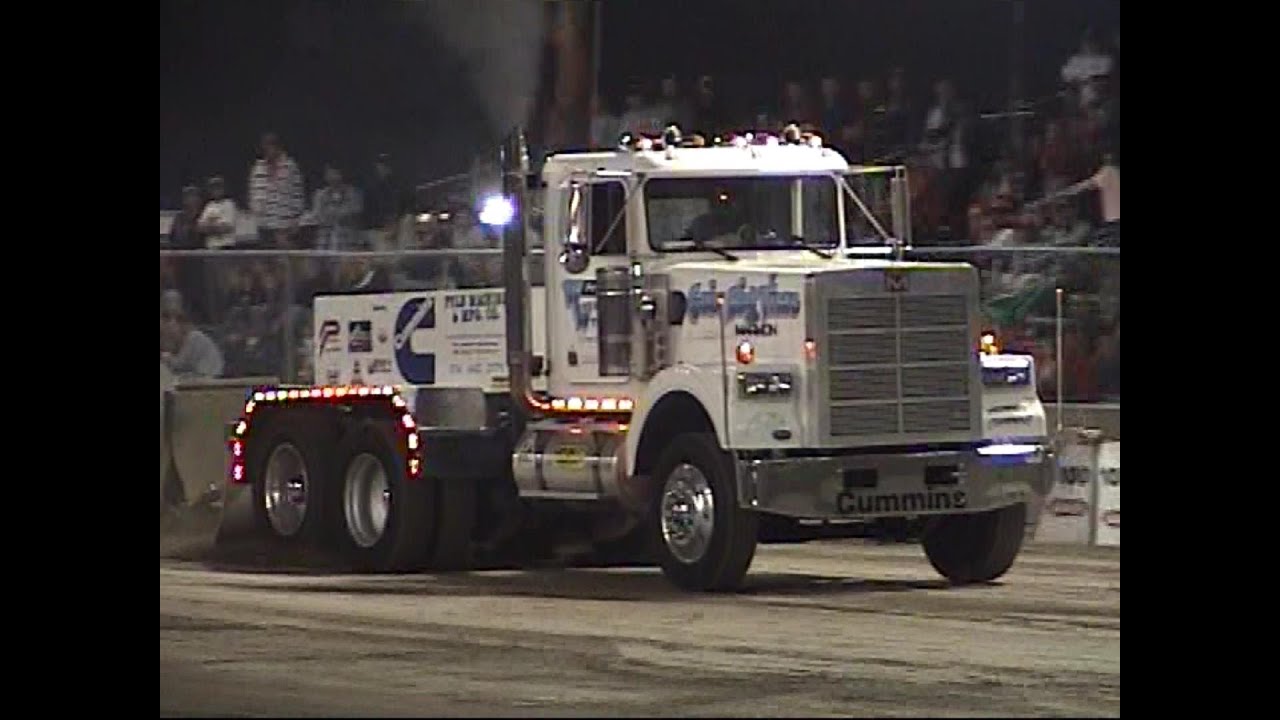 Classic 2004 ATPA/FPP Big Rig Trucks Pulling At Crawford County Fair