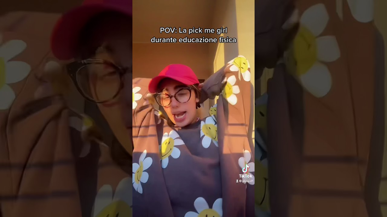 POV: La pick me girls durante educazione fisica ||G #shorts