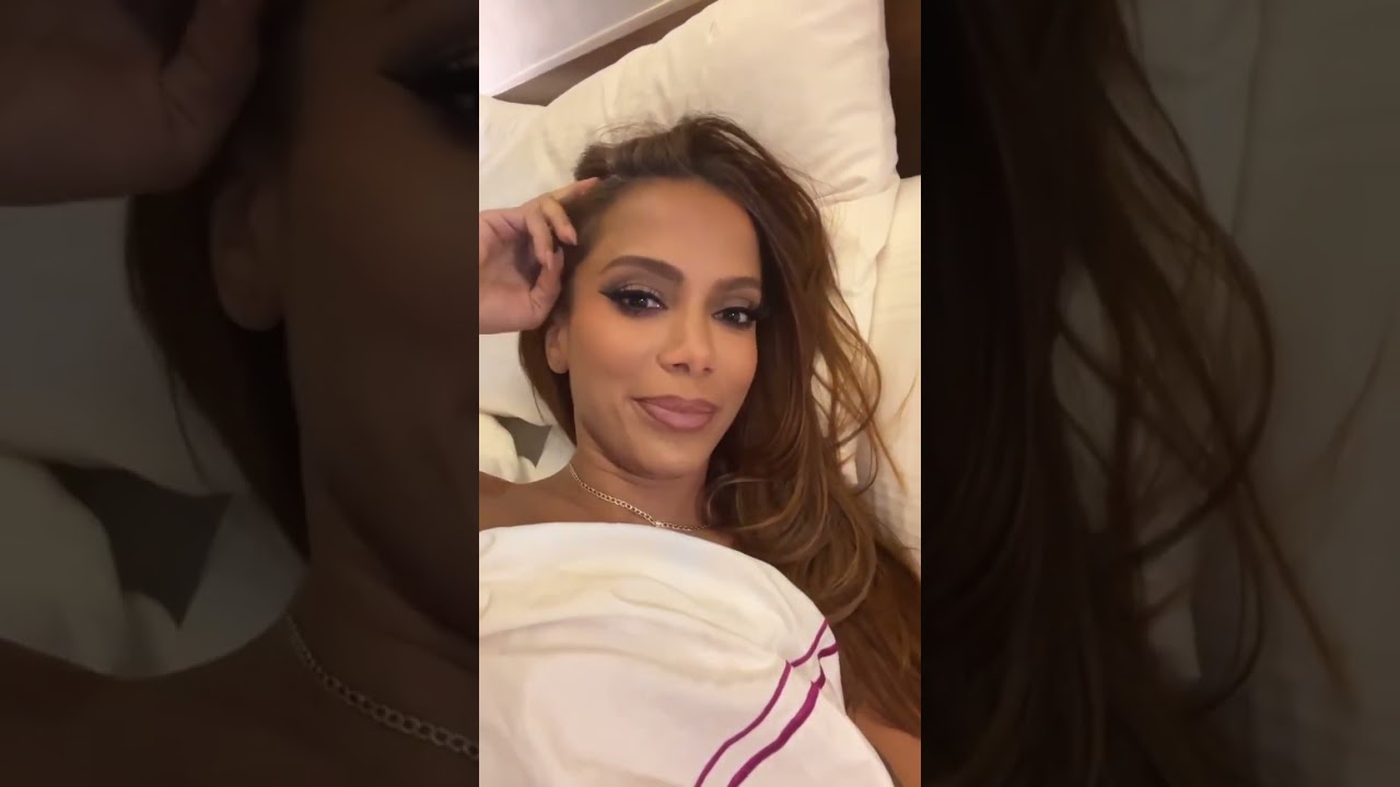 🎥 | CONFIRMOU!! Anitta via Instagram Stories do QG segunda enquete no México.