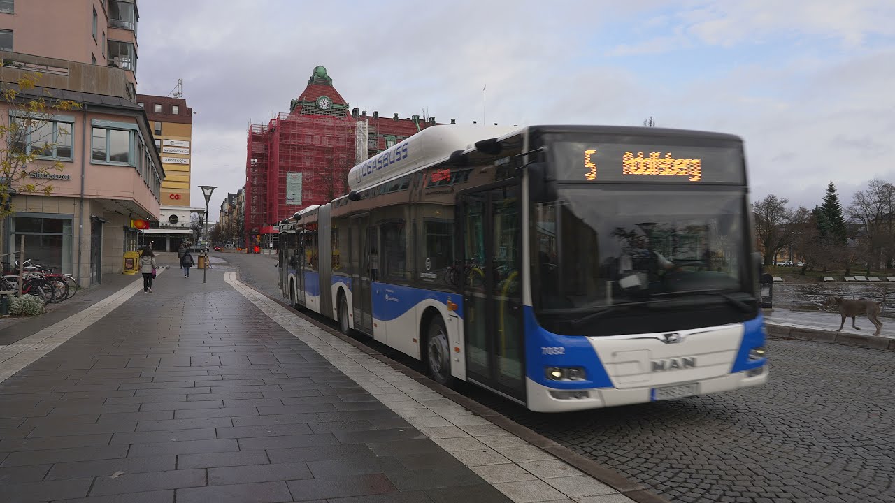 Sweden, Örebro, bus 5 ride from Slottet to  Backahallen