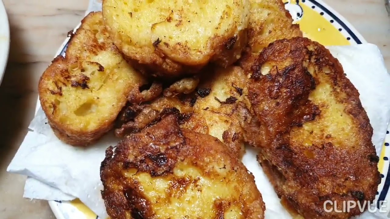 TORRIJAS. RECETA TRADICIONAL. ELABORADAS EN LA CASA MUSEO ETNOGRAFICO PAZO DA CRUZ .
