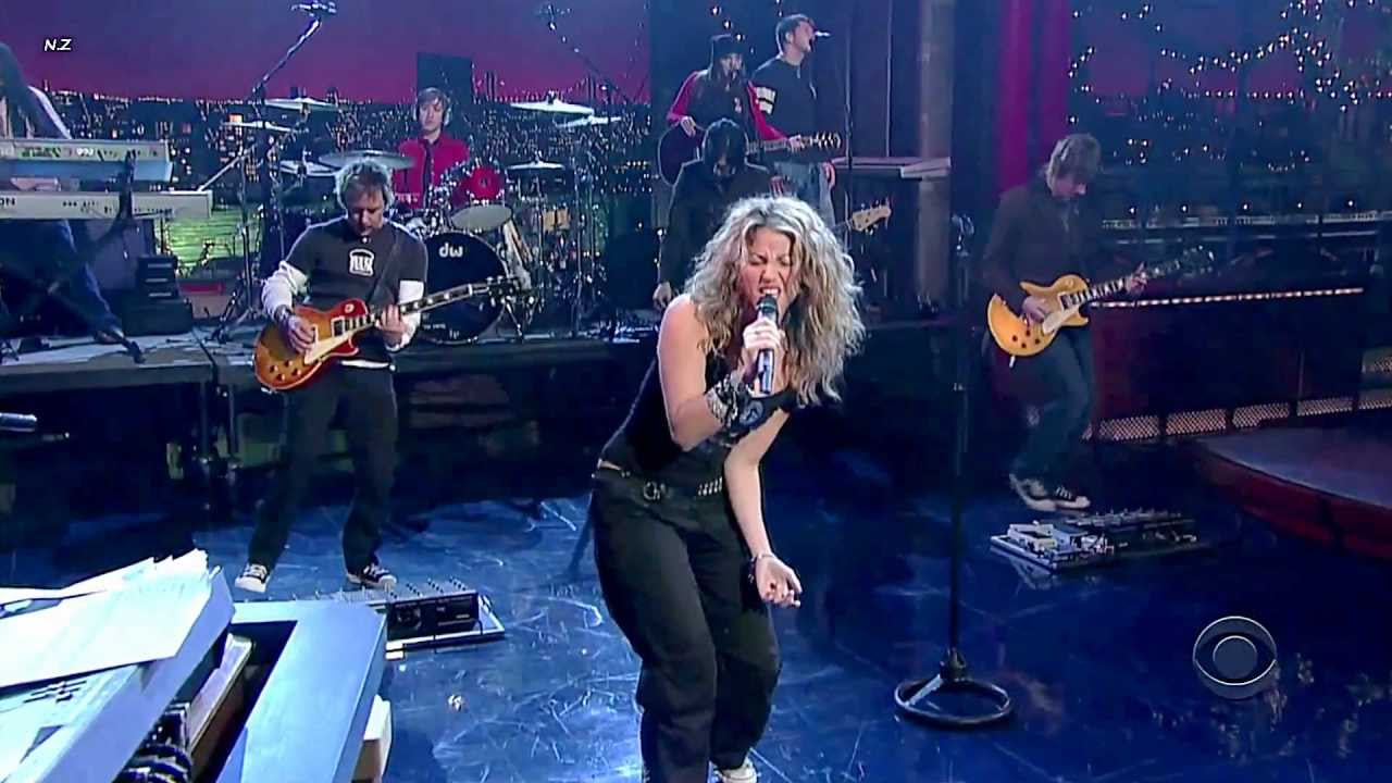Shakira - Don't  Bother 2005 Live Video HD