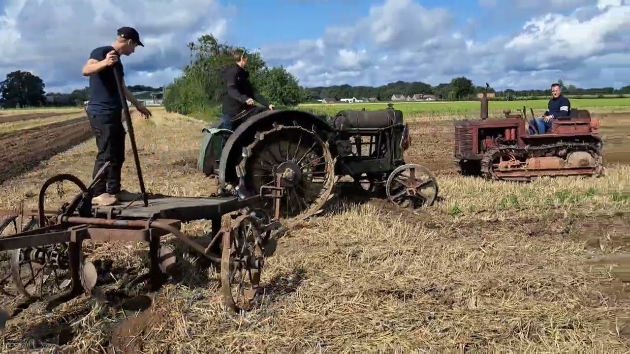 hart parr 18-36 plowing