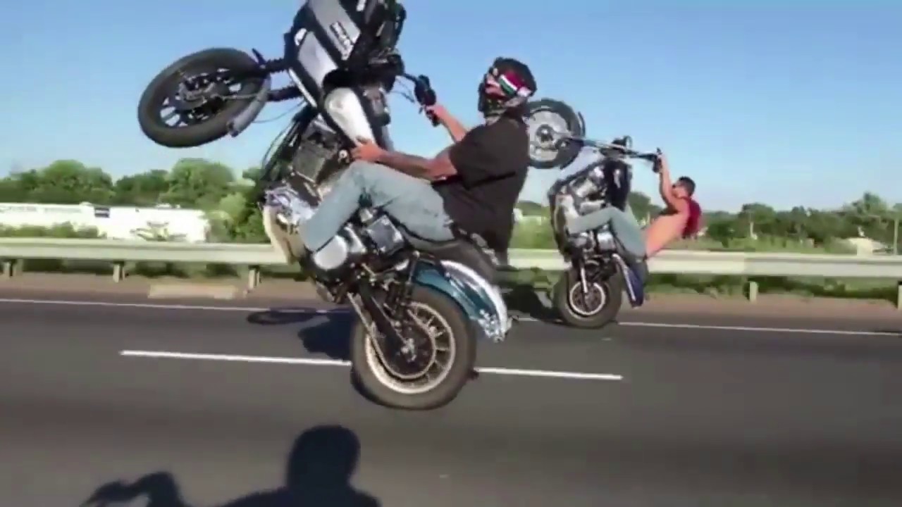 Most insane Harley Davidson drifting, crashes & wheelies.