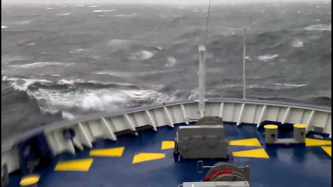 A Wild Ride on MS Oscar Wilde through Force 10 Storm.This was filmed from deck 7.