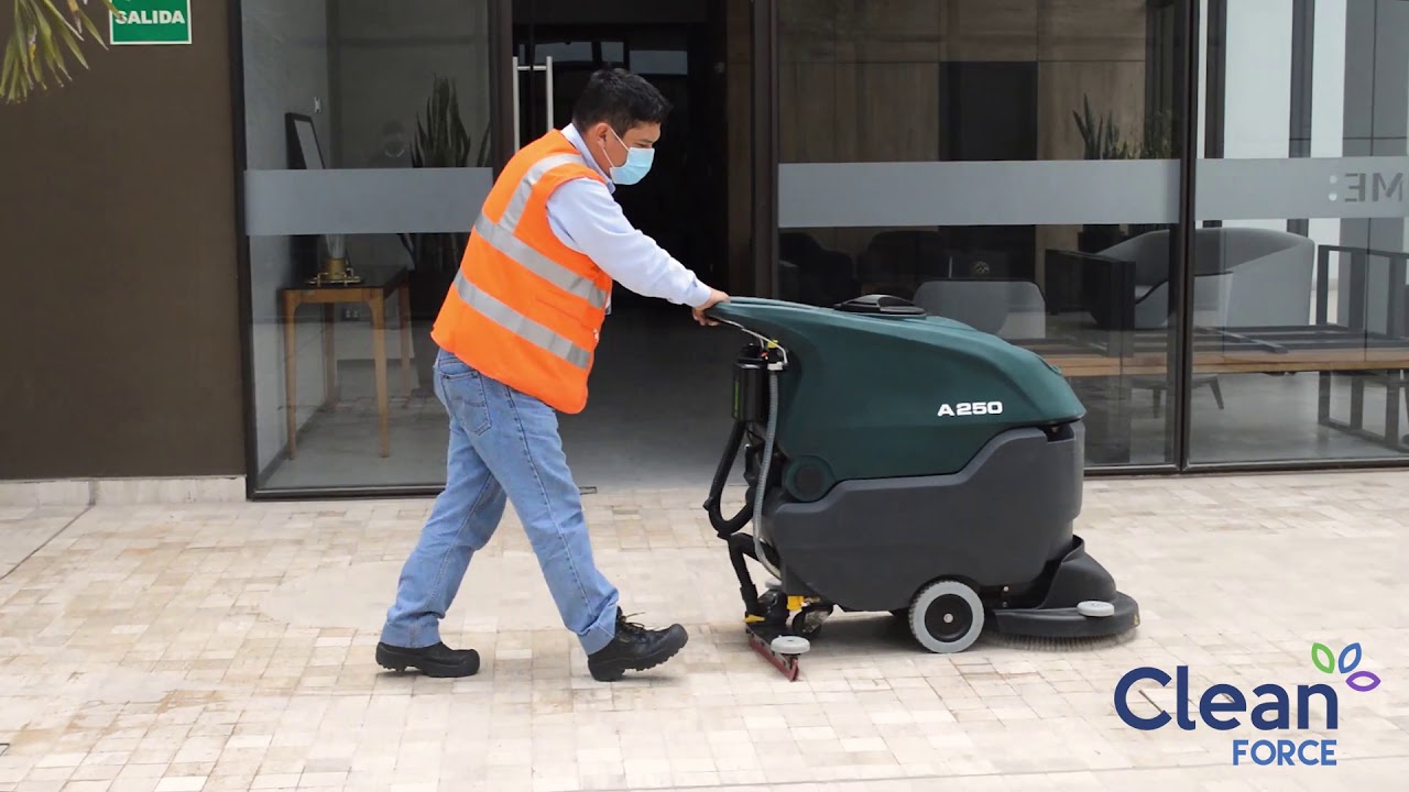 Clean Force - Lavado de Suelos con Maquina Fregadora