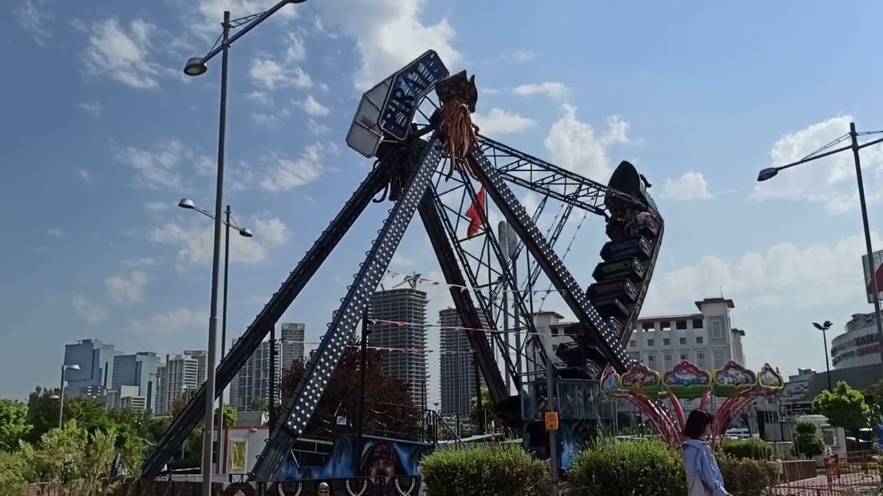 Ankara'da Ankamall mini lunaparkı  #gondol