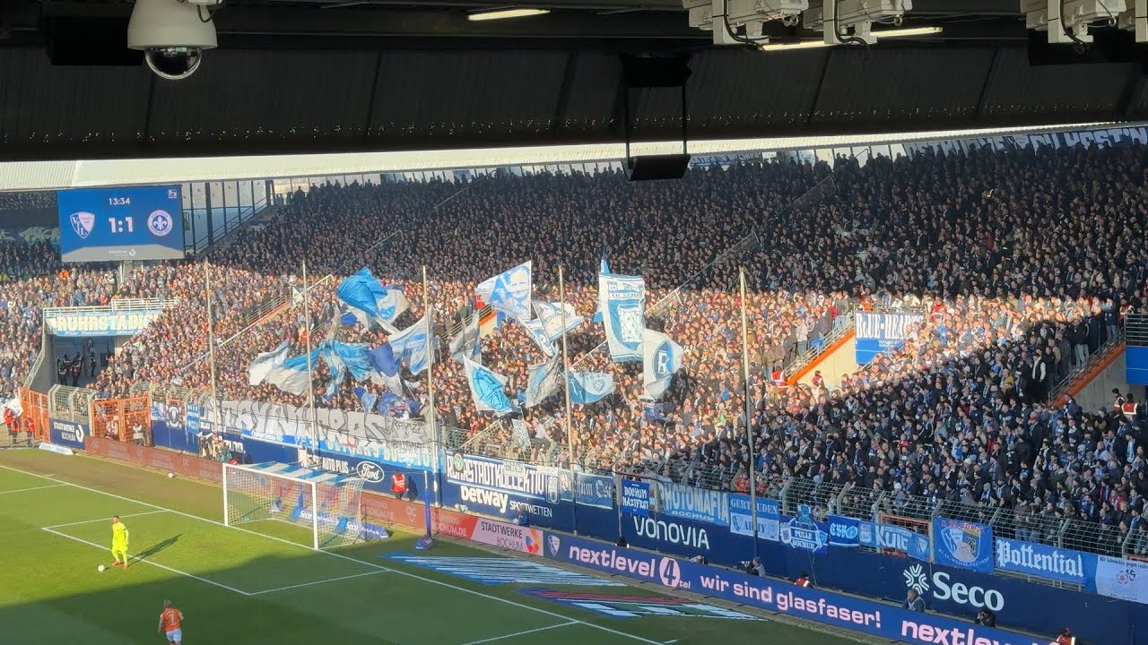[3-3] VfL Bochum - SV Darmstadt 98, 18.01.2026, Die Ostkurve gegen die Lilien, Torjubel + Gesänge