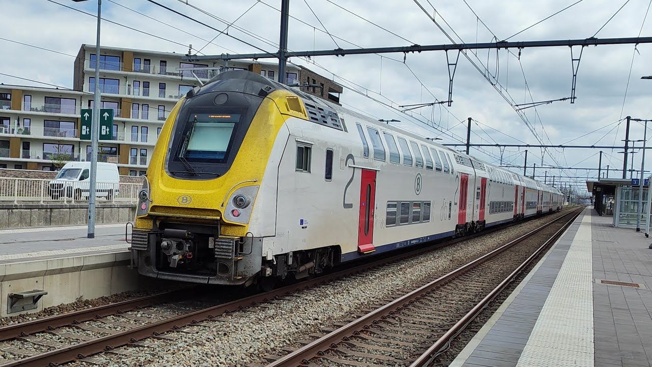 IC-20 2812: aankondiging IC trein naar Luik-Guillemins