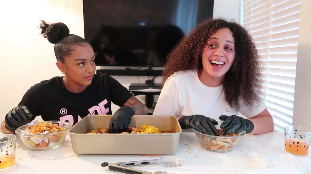 Eat With Paige #7 | Seafood Boil | 5 SECOND RULEEEEE