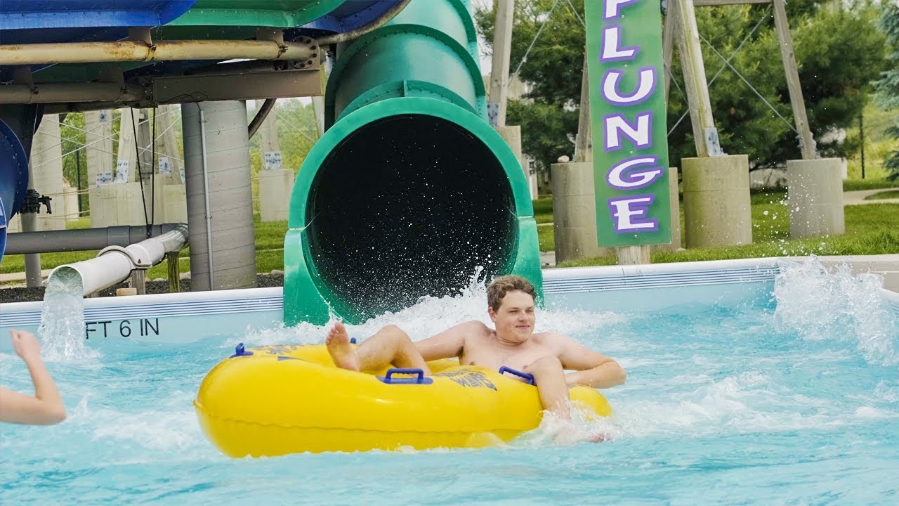 Raging Waves - Platypus Plunge | Fast Pipeline Waterslide 4K POV
