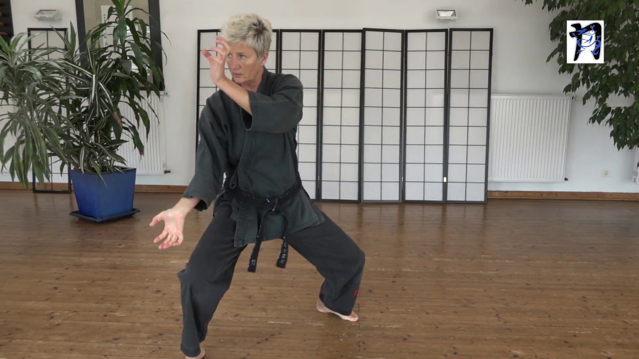 Kata Wunsu - Strong arm dumping form