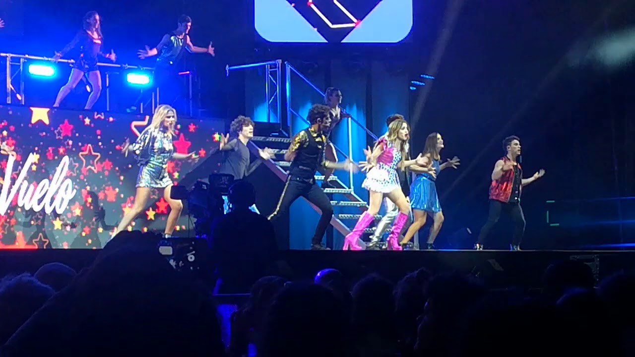 Soy Luna LIVE 2018 Berlin, Vuelo