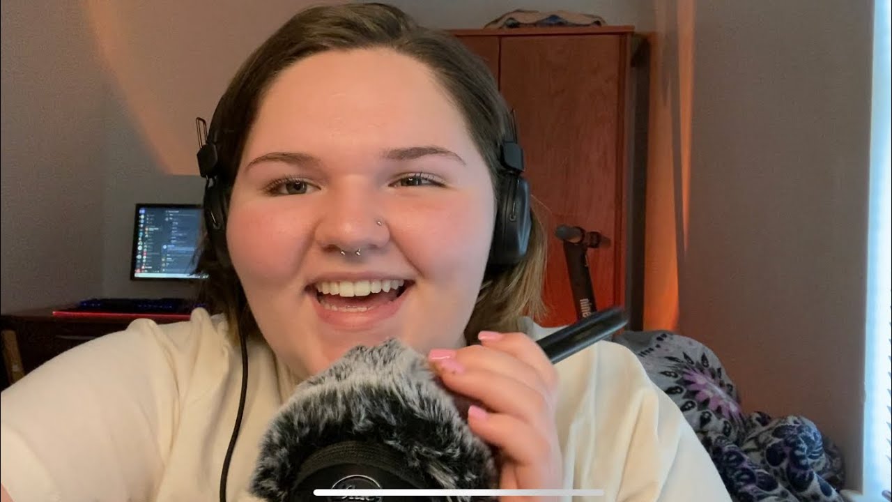 ASMR - Trigger Assortment (Bugs, Water Globes, Light Saber Tracing, Spoolie)