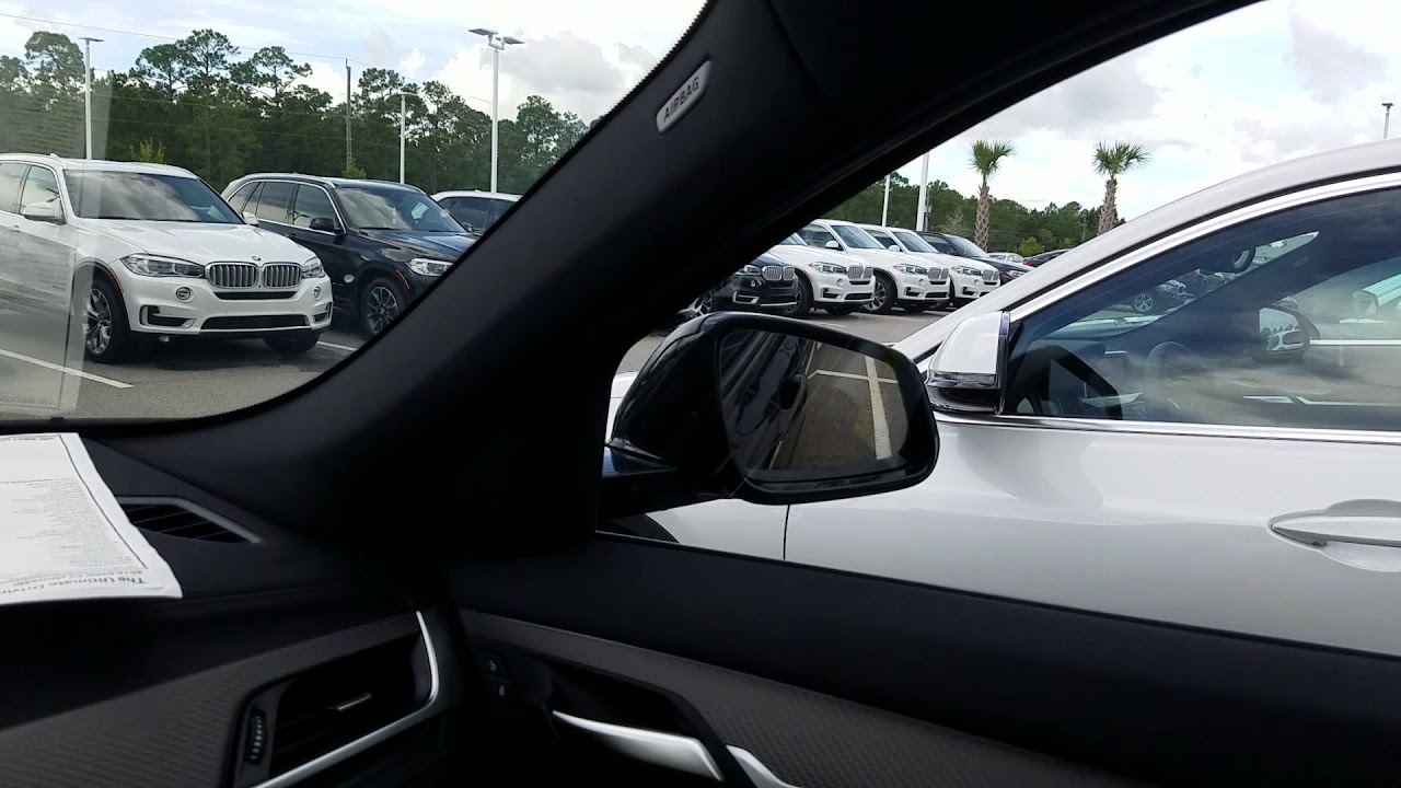 Learn About BMW Mirror Tilt From our BMW Genius Team