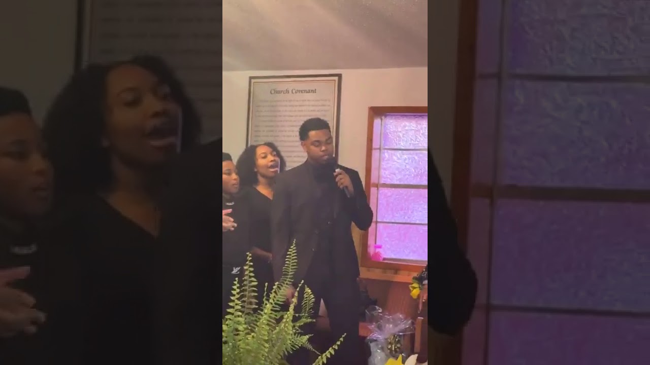 The Griffiths singing 