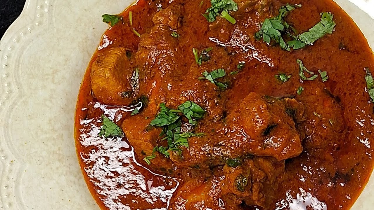 Desi style chicken curry. | Nani dadi style Desi chicken curry. 
