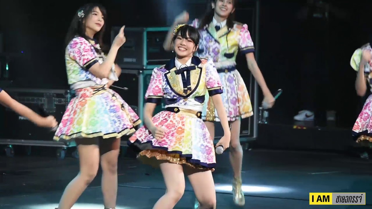 BNK48 @ The Guitar Mag Awards  2018 (Full Show)