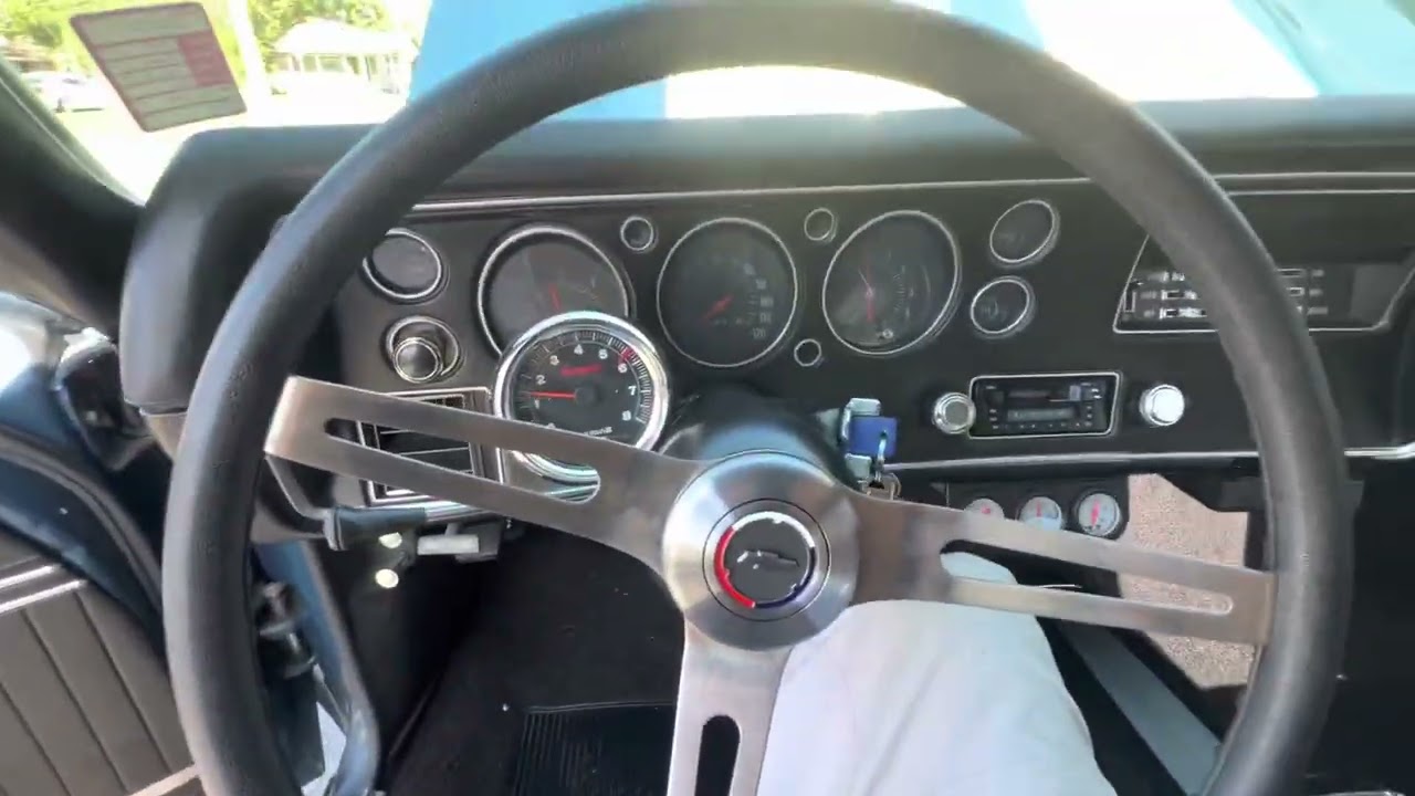 Cranked up 1970 Chevelle SS 454 listen to the sound 👌