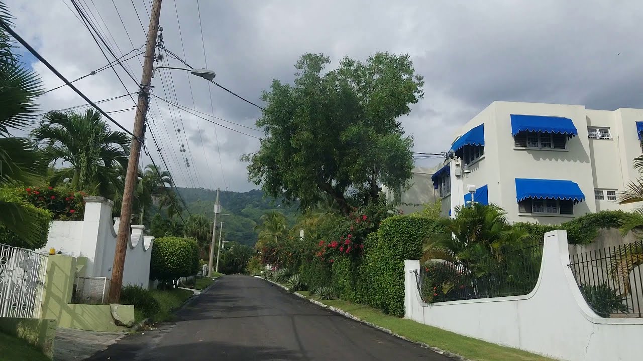 Driving through Cherry Gardens Kingston