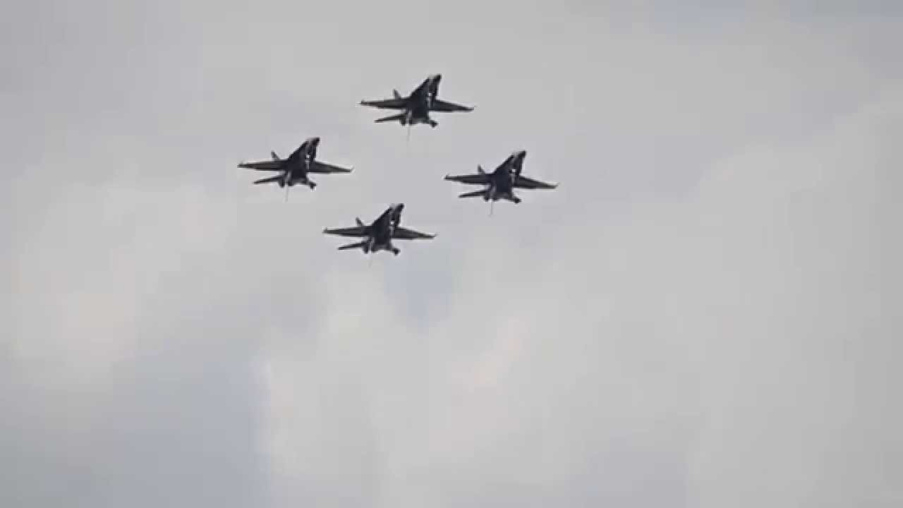 2014 Thunder over Lousville- Blue Angels Dirty Flat Pass (Jet Noise)