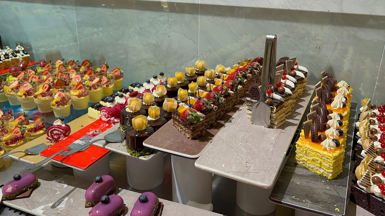 Kolacja hotel Titanic Deluxe Lara Turcja słodkości ciasta #supper #supperyummy #yummy #tirkey #cake