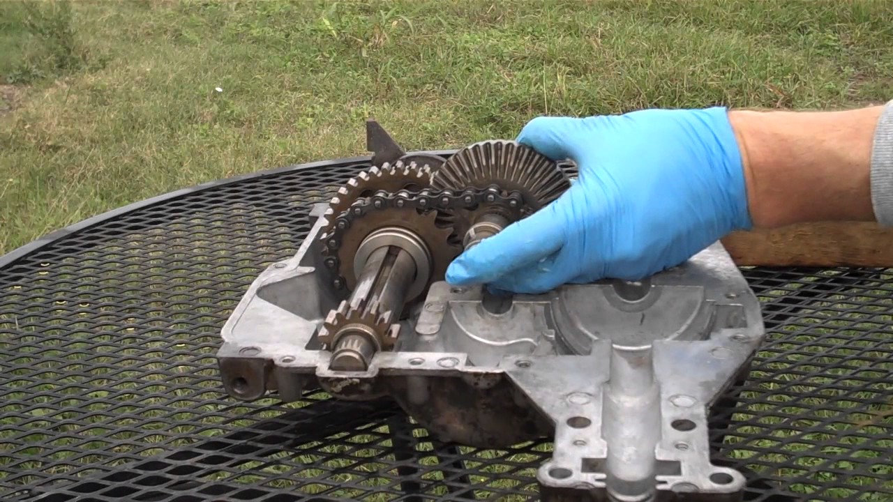 Cleaning / Converting grease filled Spicer Transmission to oil filled - Part II