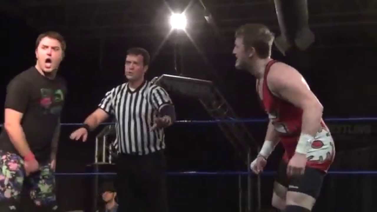 Max Cruz vs. 