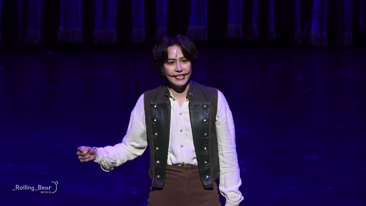 250129 밤 뮤지컬 웃는 남자 커튼콜(규현 focus)