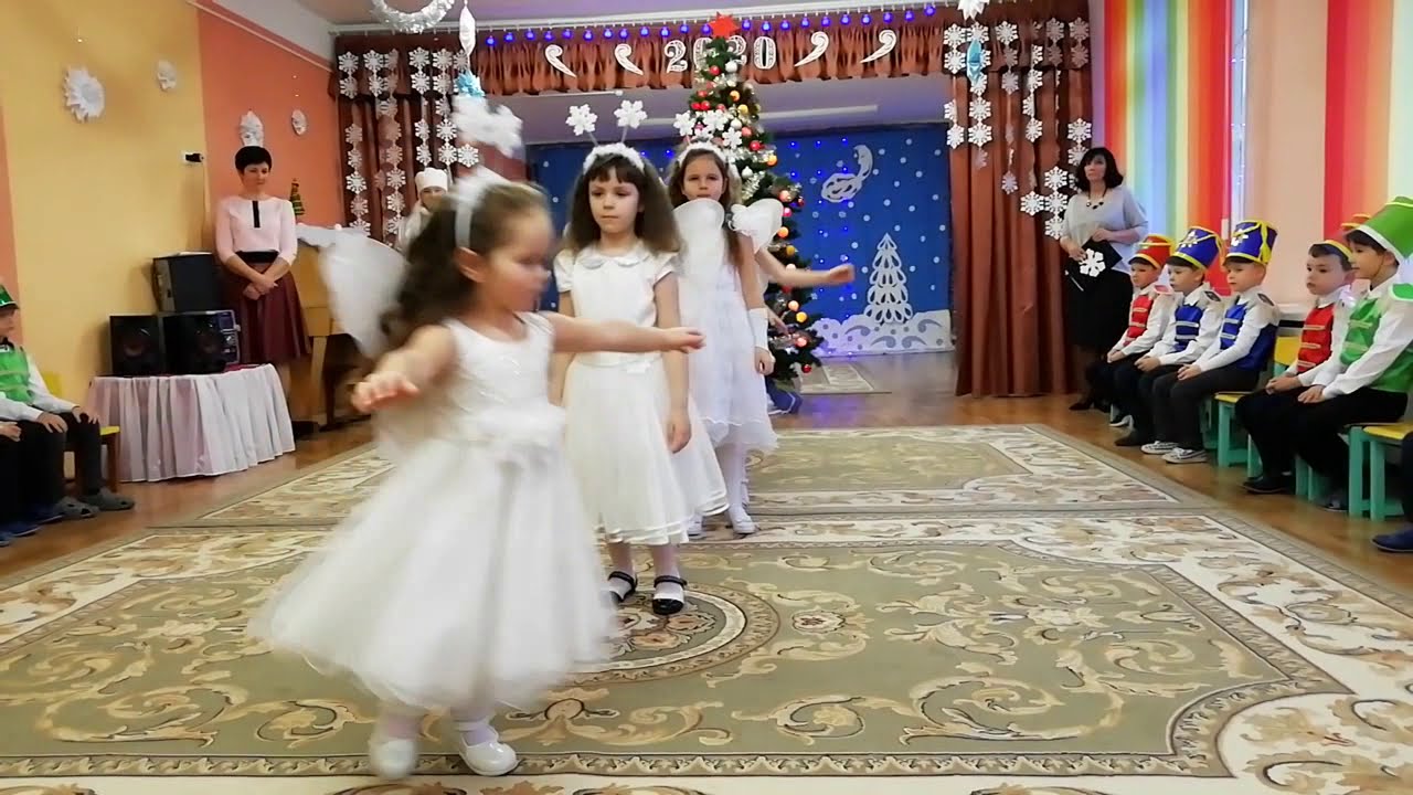 Танец снежных бабочек