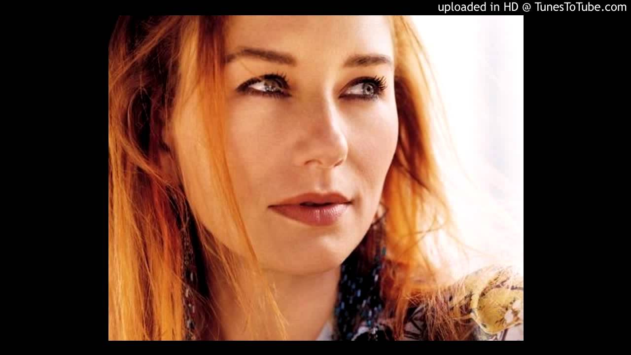 Tori Amos - Mad World
