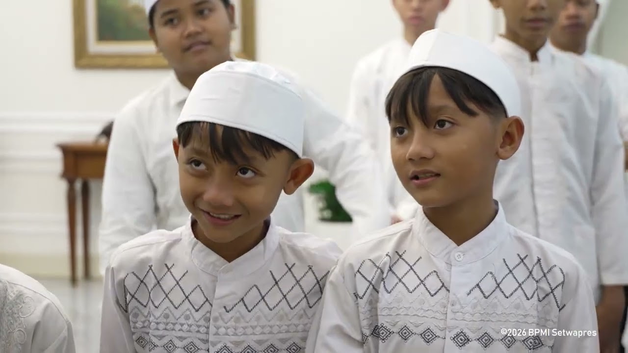 Wapres Berbagi Santunan dengan Anak Yatim