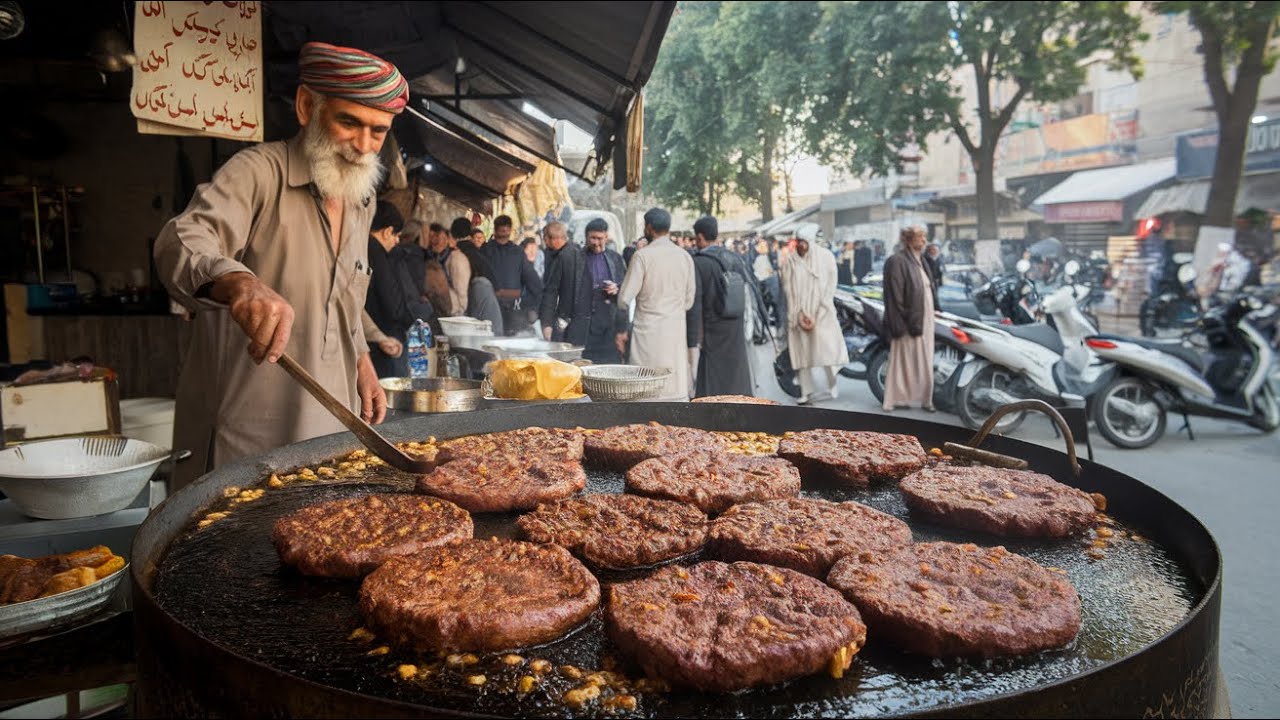 POPULAR GIANT SIZE BEEF QEEMA KABAB MAKING | THE BEST STREET FOOD VIDEO OF PESHAWAR,PAKISTAN