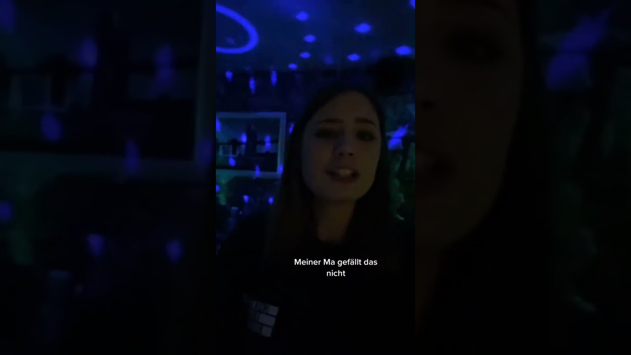 tiktok: vaniklln #tekk #hardtekk #hardtechno #techno #raven #rave #berlin #feiern #weihnachten