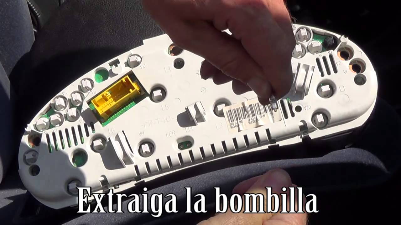 Cambiar  una luz del tablero
