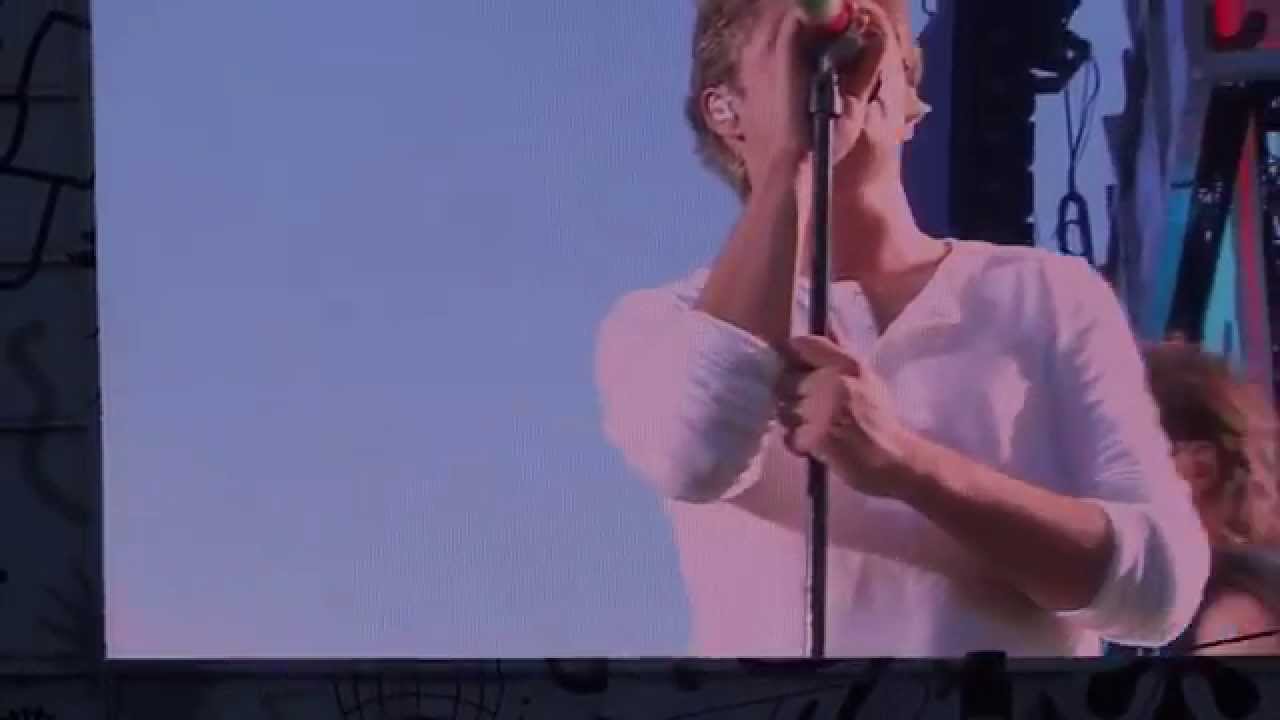 Through The Dark (Liam Singing From Backstage), One Direction - Brussels, 13 June 2015, OTRA Tour
