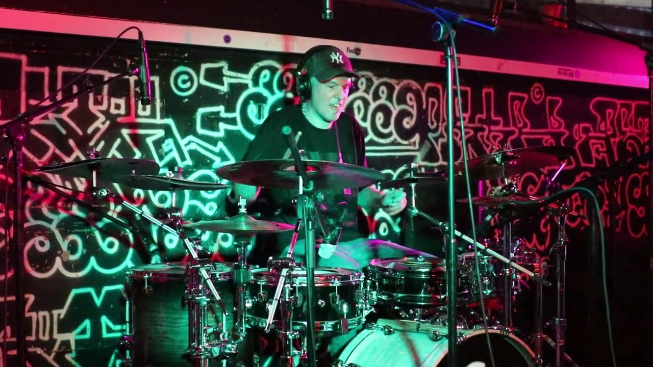 Old Skool Jungle Live - With The Jungle Drummer