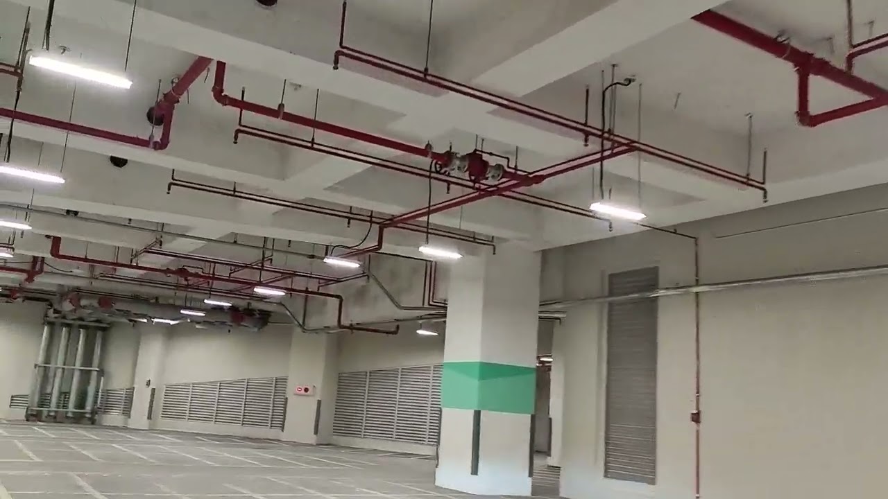 LaLaport 南港店 停車場 機車停車動線/停車費 Mitsui Shopping Park LaLaport Nangang | city parking 城市車旅 | Parking lot
