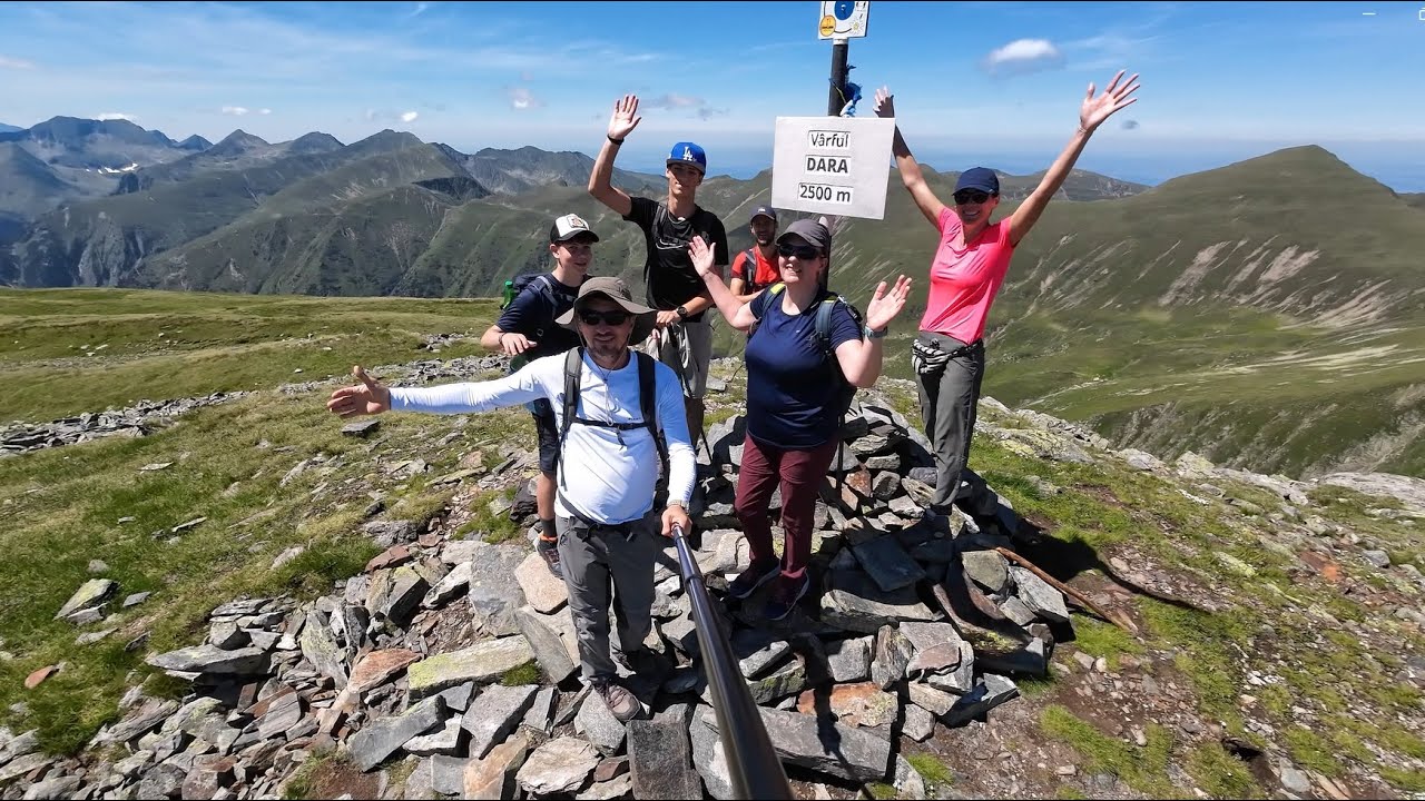 Drumetie in Fagaras pe Varful Dara si Varful Hartopul Darei