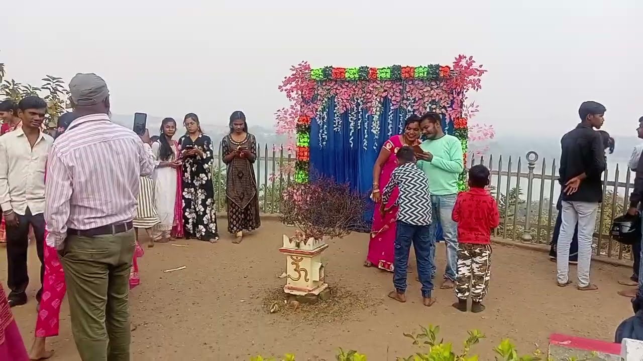 लक्ष्मी नारायण मंदिर ओडिशा bajrajnagar