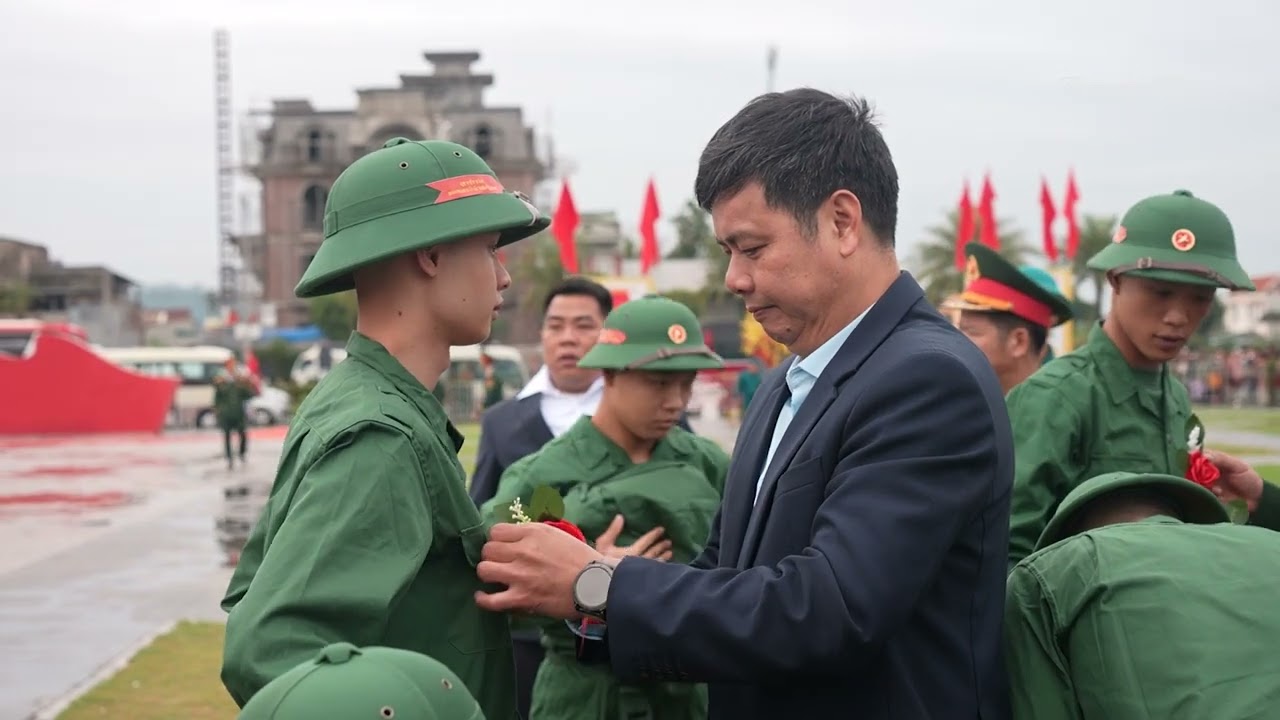 Tuổi trẻ Công ty than Mạo Khê hăng hái lên đường bảo vệ Tổ quốc